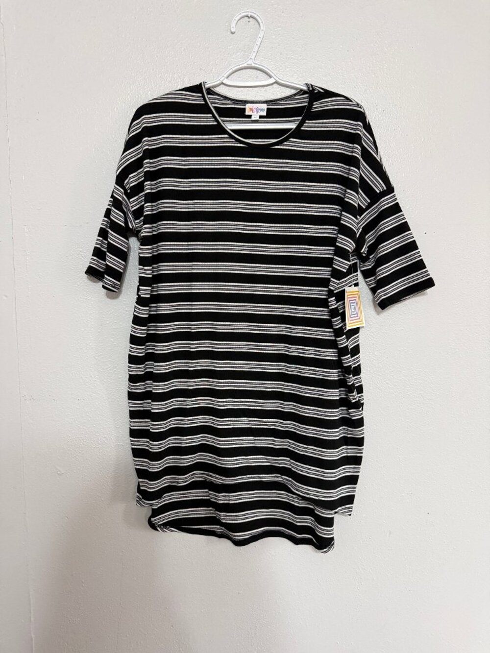 NWT LuLaRoe Irma Black White Stripe Tunic M 🖤